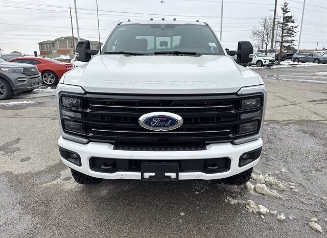 
								New 2026 Ford Super Duty F-350 SRW Platinum 4WD full									