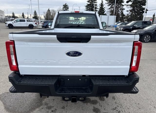 
								New 2026 Ford Super Duty F-350 SRW XL 4WD full									