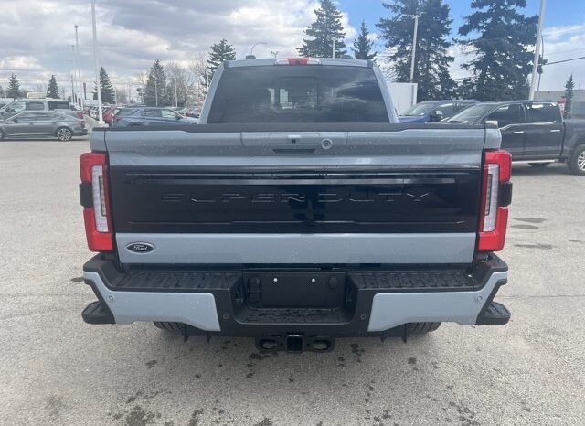 
								New 2026 Ford Super Duty F-350 SRW Platinum full									