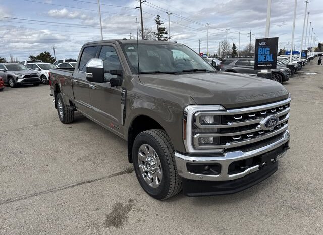 
								New 2026 Ford Super Duty F-350 SRW LARIAT 4WD full									