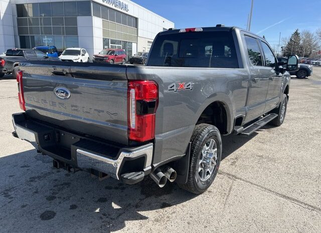 
								New 2026 Ford Super Duty F-350 SRW LARIAT 4WD full									
