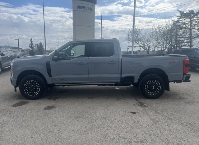 
								New 2026 Ford Super Duty F-350 SRW Platinum full									