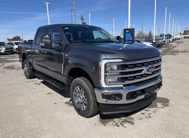 
								New 2026 Ford Super Duty F-350 SRW LARIAT 4WD full									