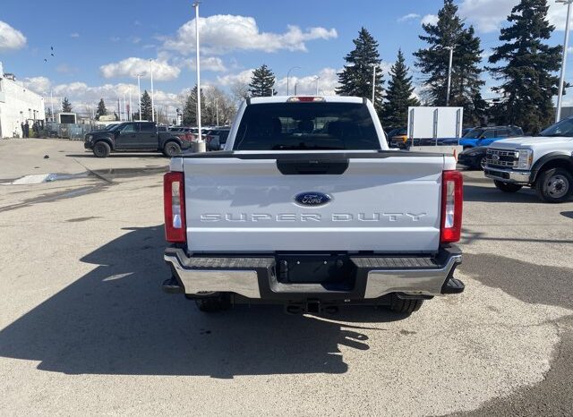 
								New 2026 Ford Super Duty F-350 SRW XLT 4WD full									