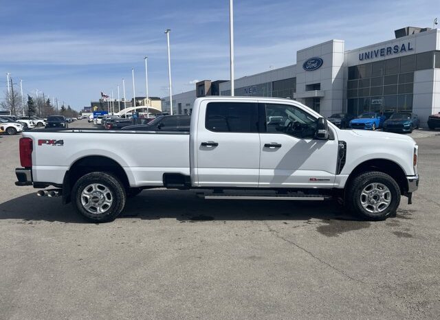 
								New 2026 Ford Super Duty F-350 SRW XLT full									