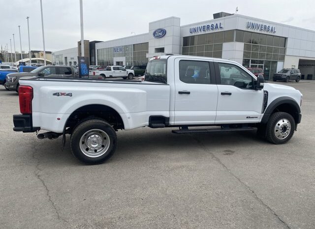 
								New 2026 Ford Super Duty F-450 Dually XL full									