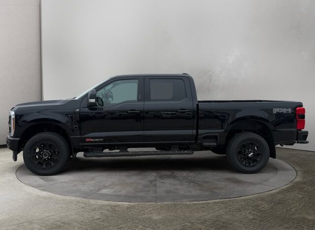 
								New 2026 Ford Super Duty F-350 SRW XLT full									