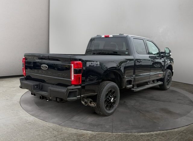 
								New 2026 Ford Super Duty F-350 SRW XLT full									