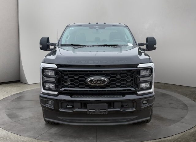 
								New 2026 Ford Super Duty F-350 SRW XLT full									
